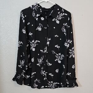 Who What Wear Black and White Floral Button Down Shirt Womens Large
